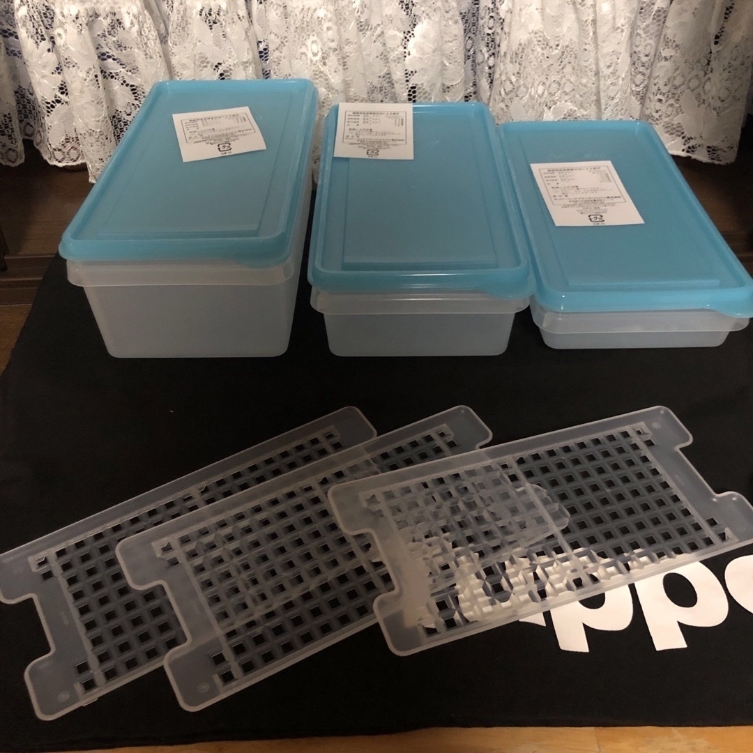 TupperwareBrands - タッパーウェア SSセット大中小すのこ付きの通販