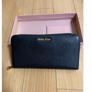 ミュウミュウ(miumiu)の美品⭐️ miumiu 長財布(財布)