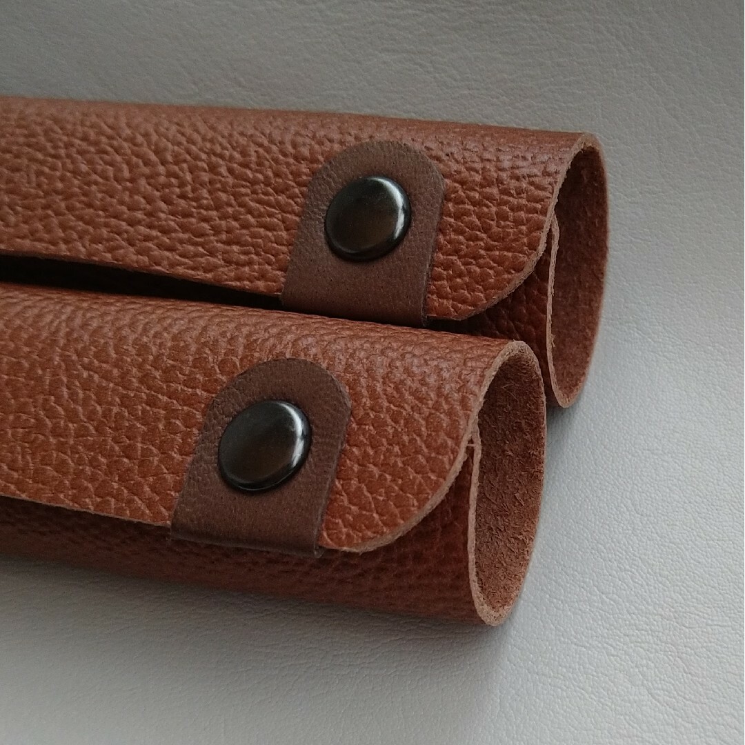 ボタン部補強式本革ハンドルカバー2個セット ハンドメイドのファッション小物(バッグ)の商品写真