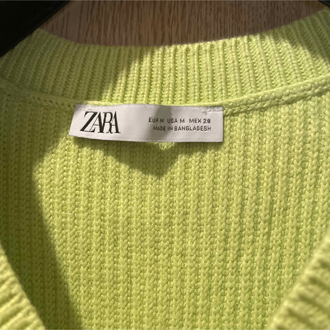 ZARA(ザラ)のZARA ザラ　ニットベスト　M レディースのトップス(ベスト/ジレ)の商品写真