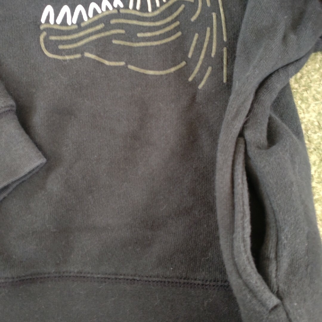 FARM　パーカー　恐竜　130cm キッズ/ベビー/マタニティのキッズ服男の子用(90cm~)(Tシャツ/カットソー)の商品写真