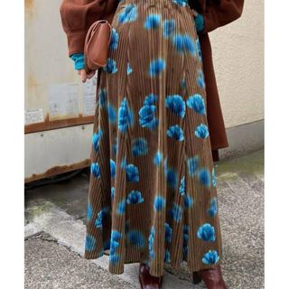 アメリヴィンテージ(Ameri VINTAGE)の新品　AMERI MILA VELOUR CUT SKIRT(ロングスカート)