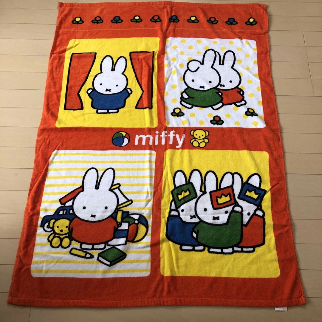 miffy(ミッフィー)のmiffy タオルケット　 キッズ/ベビー/マタニティの寝具/家具(タオルケット)の商品写真