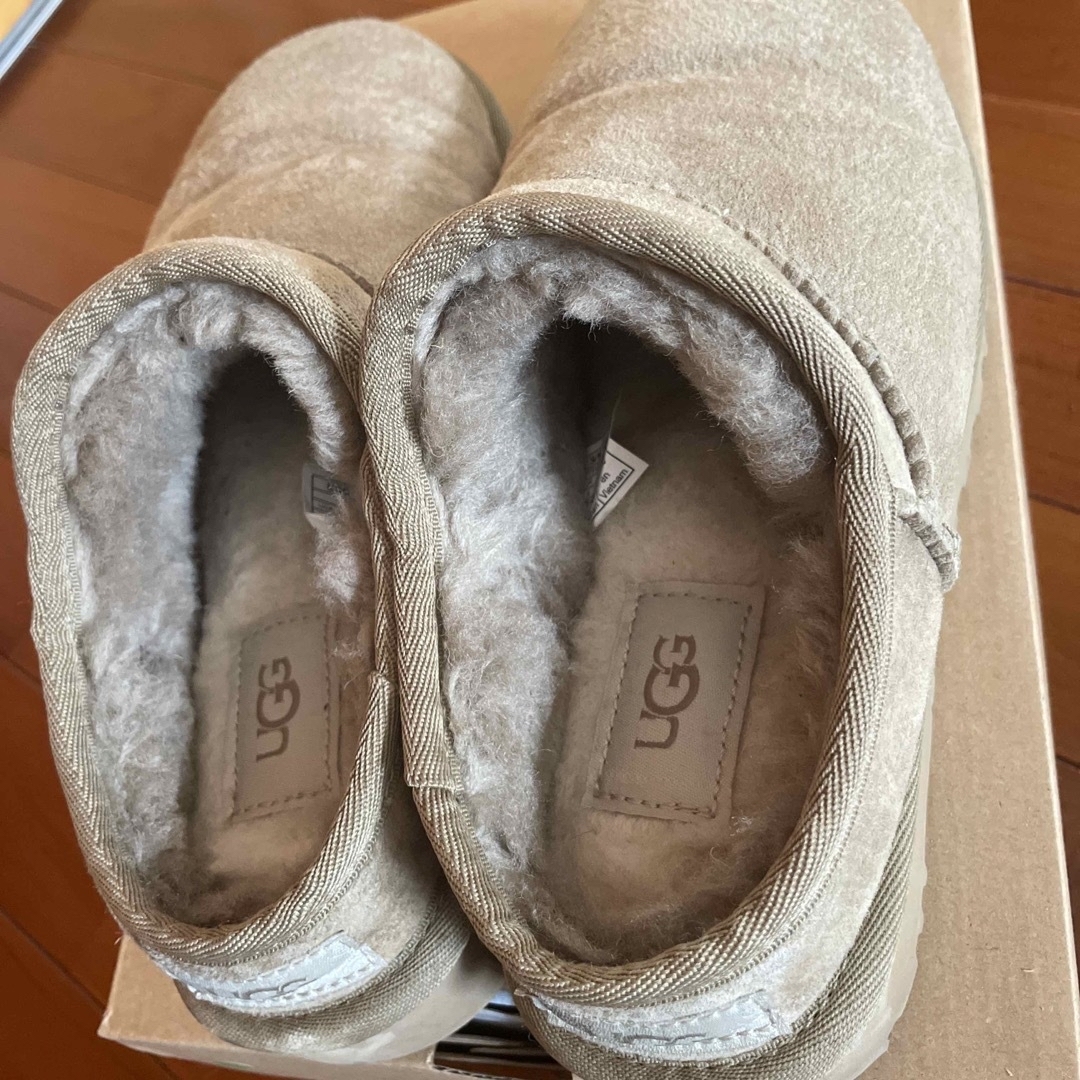 FRAMeWORK - UGG CLASSIC SLIPPERS 24cm ベージュ フレームワークの ...