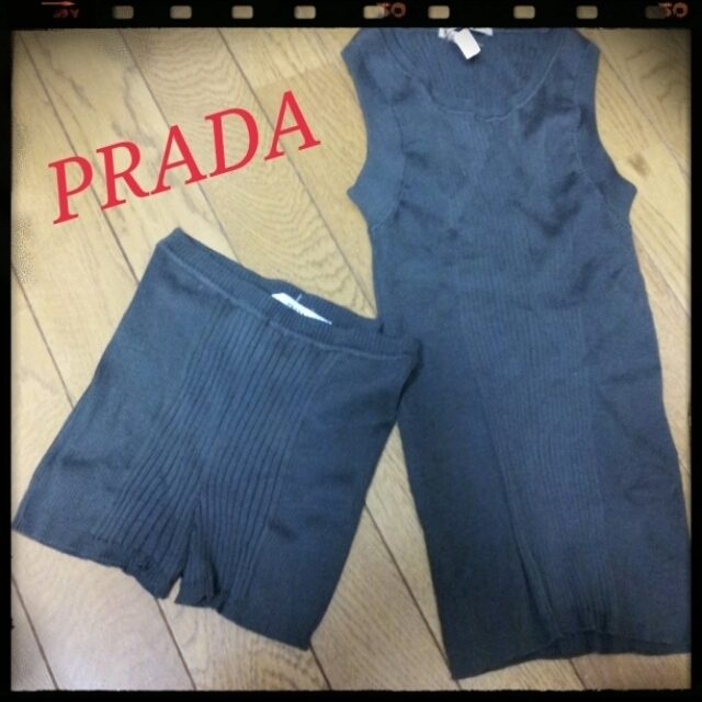 PRADA - PRADA♡セットアップ(gray)の通販 by Y★'s shop｜プラダならラクマ