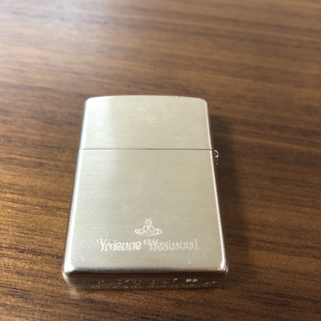 Vivienne Westwood(ヴィヴィアンウエストウッド)のヴィヴィアンウェストウッド zippo ジッポライター　vivian メンズのファッション小物(タバコグッズ)の商品写真