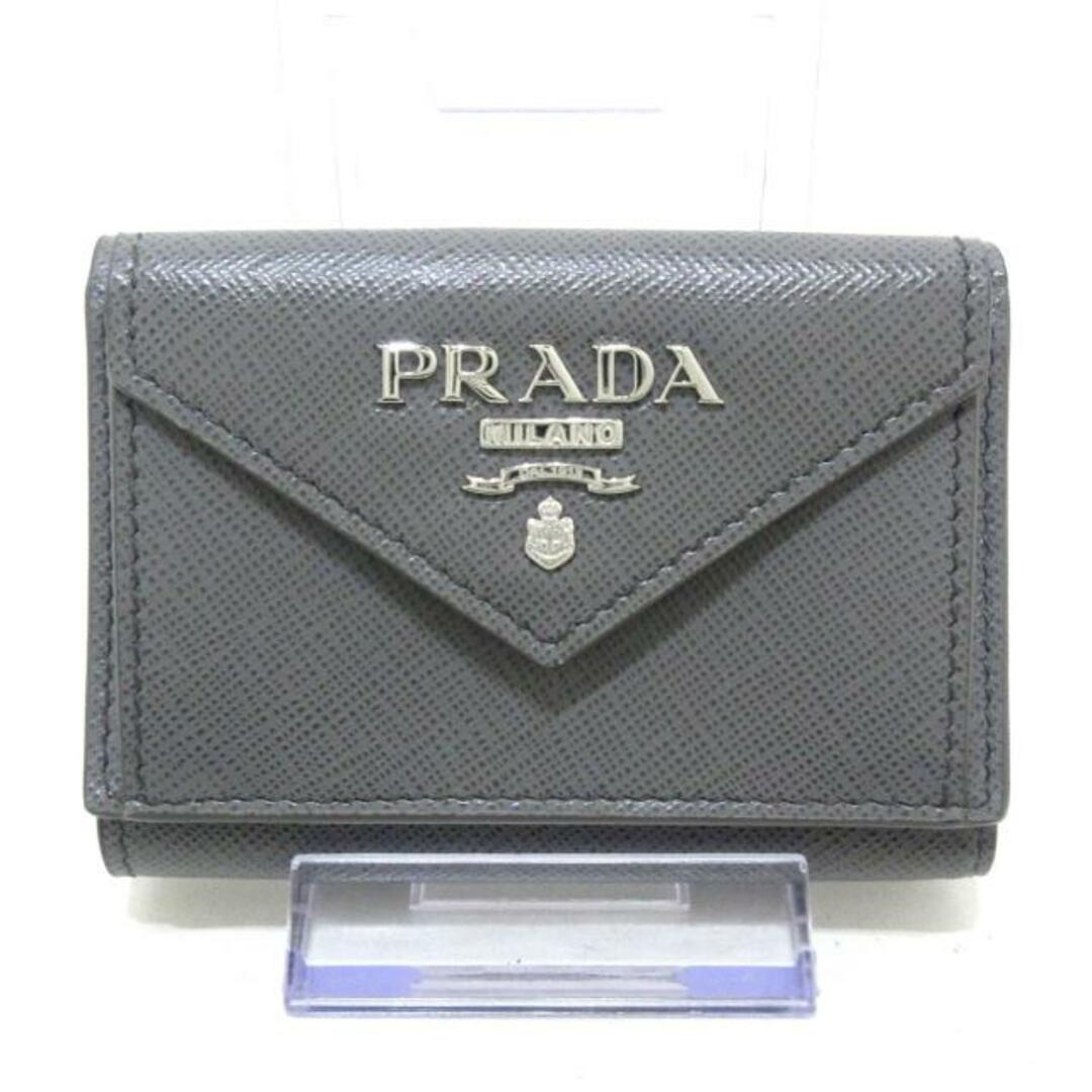 PRADA(プラダ)のプラダ 3つ折り財布美品  - 1MH021 グレー レディースのファッション小物(財布)の商品写真