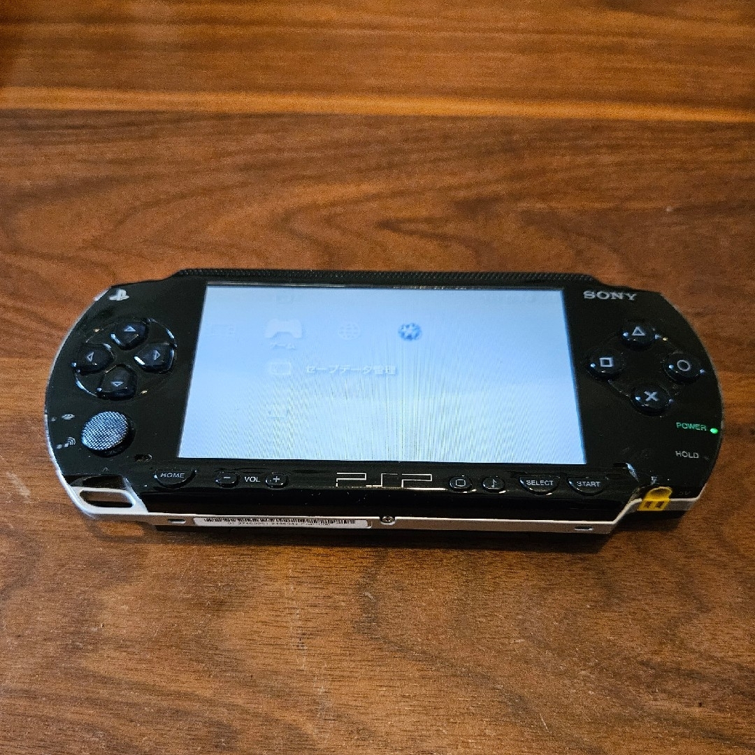 PlayStation Portable(プレイステーションポータブル)のPSP 1000 本体 エンタメ/ホビーのゲームソフト/ゲーム機本体(携帯用ゲーム機本体)の商品写真