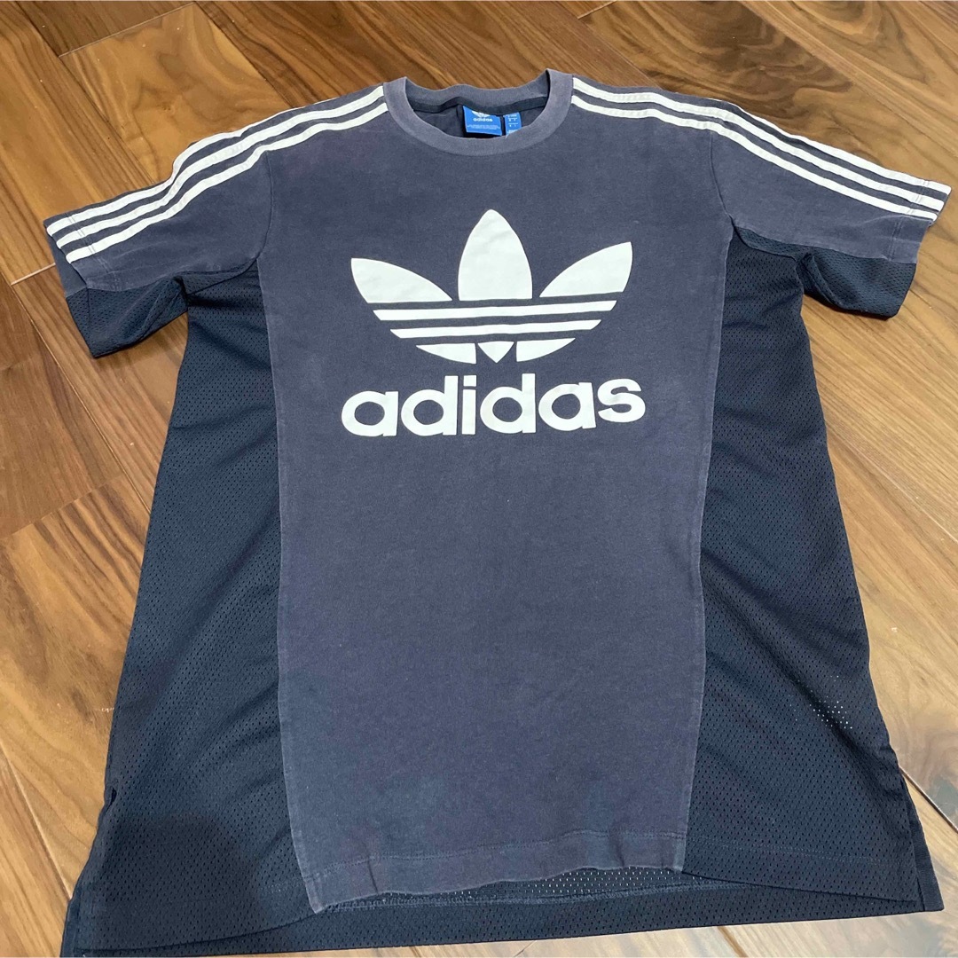 adidas(アディダス)のadidas Tシャツ メンズのトップス(Tシャツ/カットソー(半袖/袖なし))の商品写真