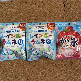 ユーハミカクトウ(UHA味覚糖)のUHAレインボーラムネ、かき氷ラムネ(菓子/デザート)