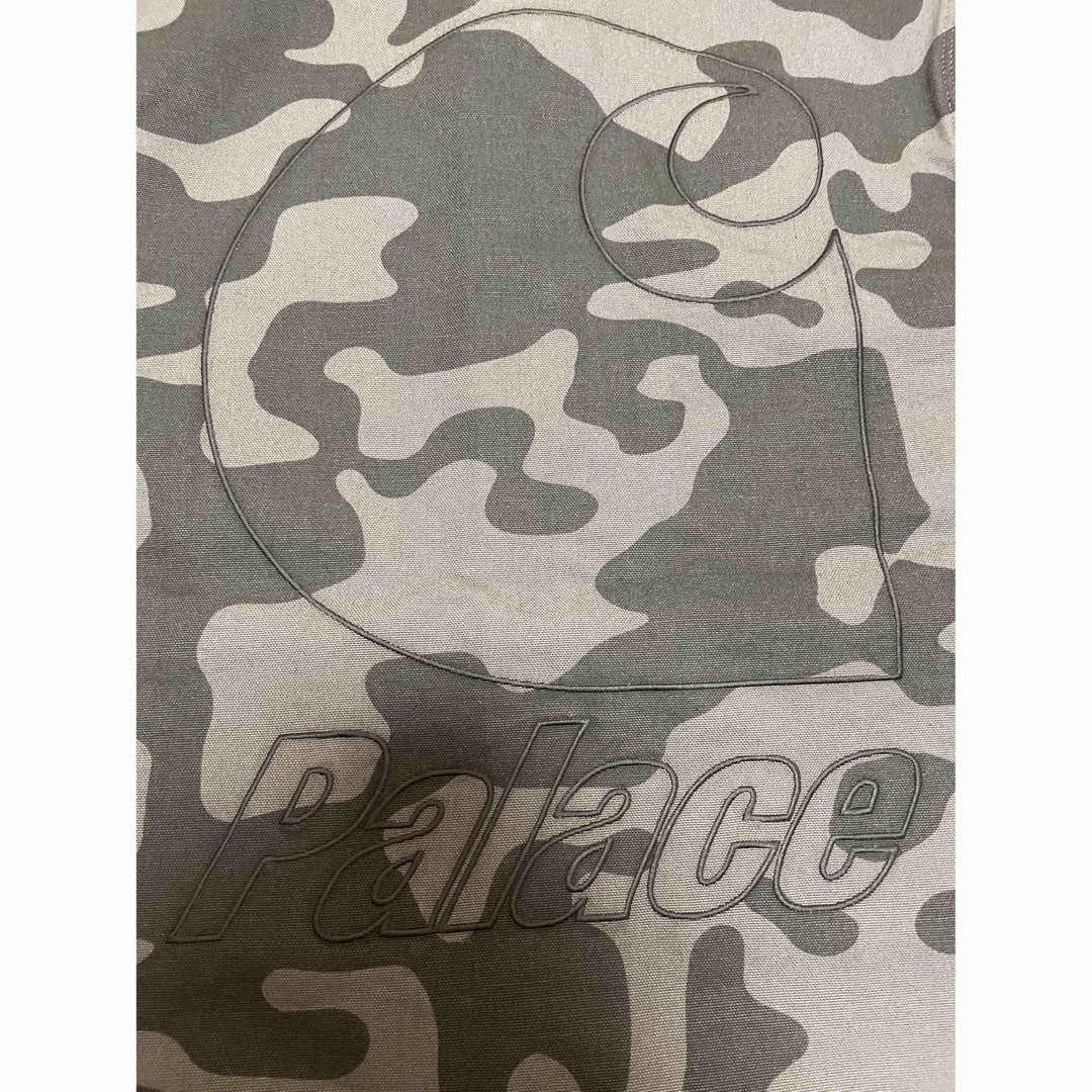 PALACE(パレス)のPALACE CARHARTT WIP MICHIGAN COAT CAMO メンズのジャケット/アウター(カバーオール)の商品写真