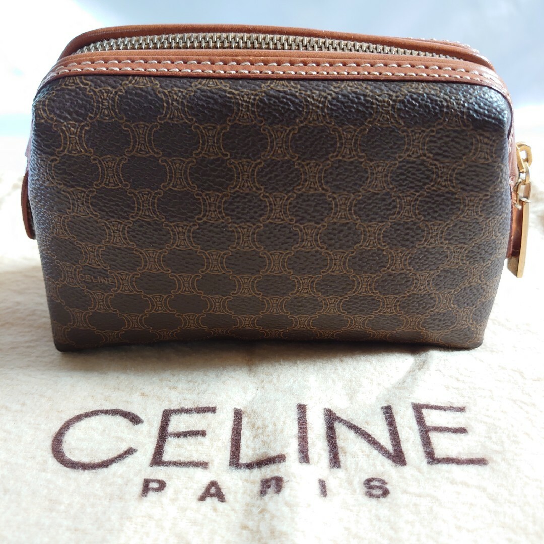 ポーチ極美品 CELINE マカダム柄 ポーチ