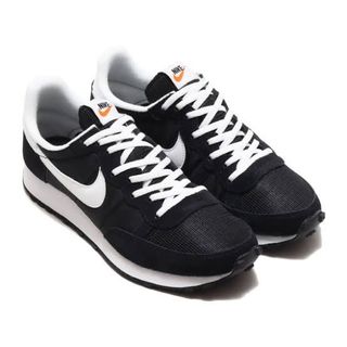 ナイキ(NIKE)のNIKE ナイキ　CW7645 スニーカー　23.5cm(スニーカー)