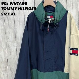 トミーヒルフィガー(TOMMY HILFIGER)の90sヴィンテージ古着トミーヒルフィガー　切替カラー刺繍マウンテンジャケットXL(ナイロンジャケット)