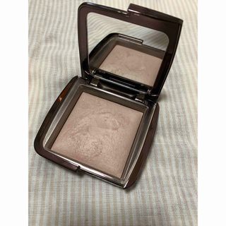 セフォラ(Sephora)のアワーグラス　LIGHTING POWDER MOOD LIGHT(フェイスパウダー)