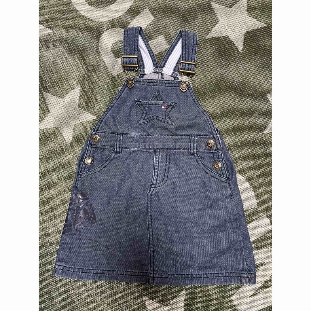 TOMMY HILFIGER(トミーヒルフィガー)の【TOMMY HILFIGER】デニムジャンスカ キッズ/ベビー/マタニティのキッズ服女の子用(90cm~)(ワンピース)の商品写真