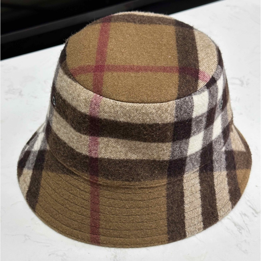 BURBERRY(バーバリー)のBurberry 美品　ウール　バケットハット　S バケハ レディースの帽子(ハット)の商品写真