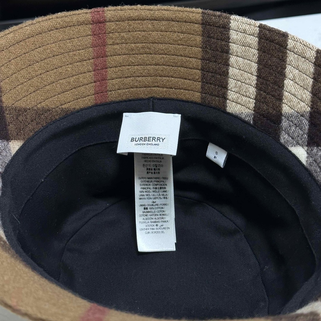 BURBERRY(バーバリー)のBurberry 美品　ウール　バケットハット　S バケハ レディースの帽子(ハット)の商品写真