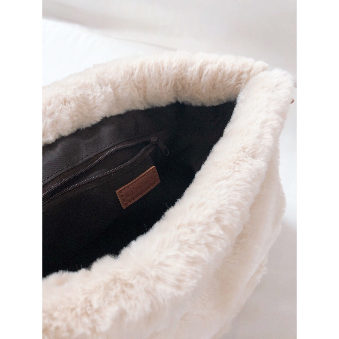 mumu&co♡ファー巾着付きバケツバッグ レディースのバッグ(トートバッグ)の商品写真