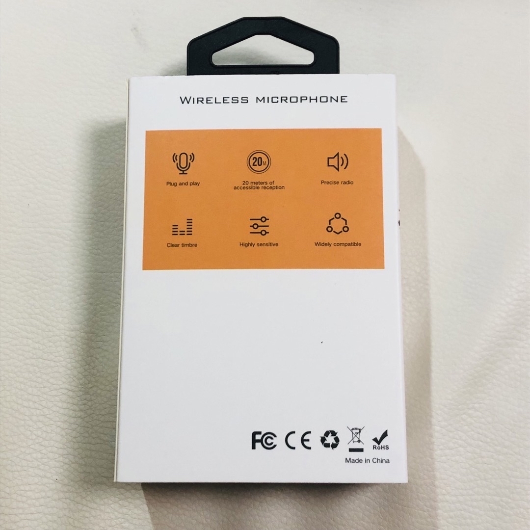 ワイヤレス ピンマイク iPhone スマホマイク 2人用 充電ケース付き ノイ スマホ/家電/カメラのオーディオ機器(その他)の商品写真