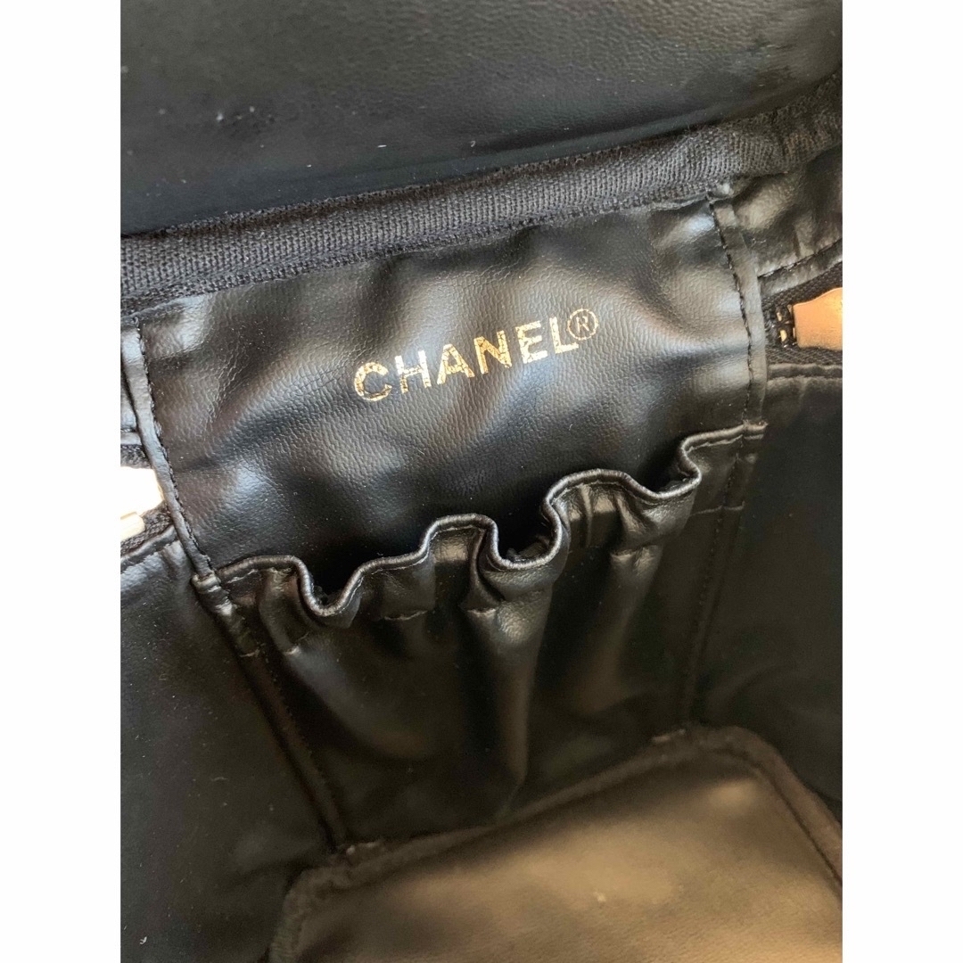 CHANEL(シャネル)の⭐︎nao様専用⭐︎CHANELヴィンテージバニティ　7番台 レディースのバッグ(ハンドバッグ)の商品写真