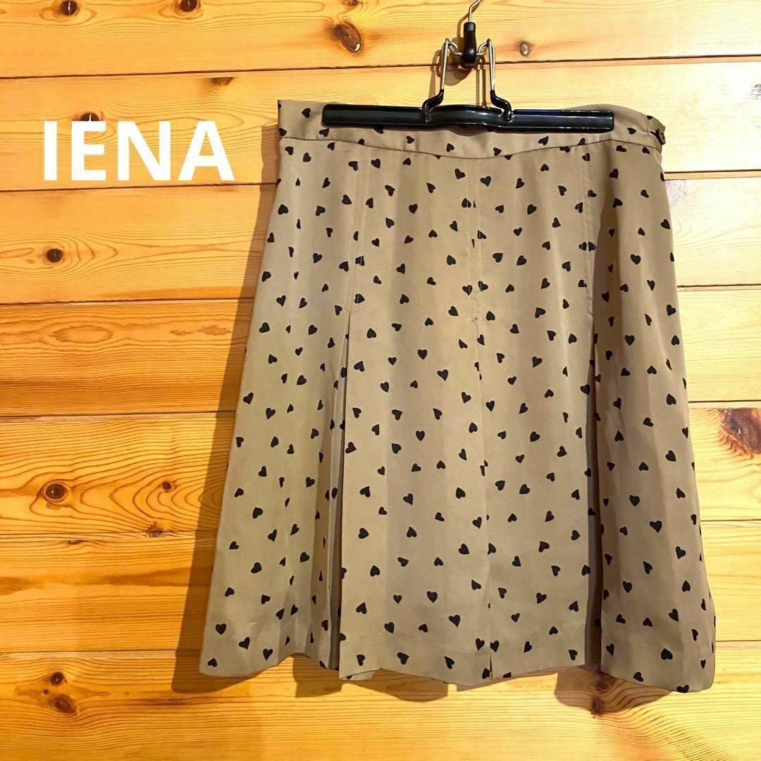 IENA(イエナ)のIENA(イエナ)ミニスカート ベージュ ハートドット レディース♡ レディースのスカート(ひざ丈スカート)の商品写真