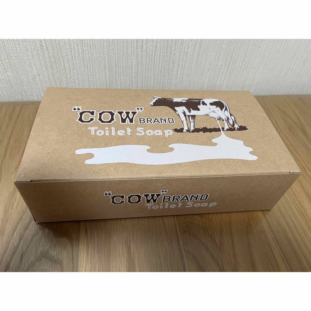 COW(カウブランド)の【値下げ中！！】赤箱　レトロ缶 コスメ/美容のボディケア(ボディソープ/石鹸)の商品写真