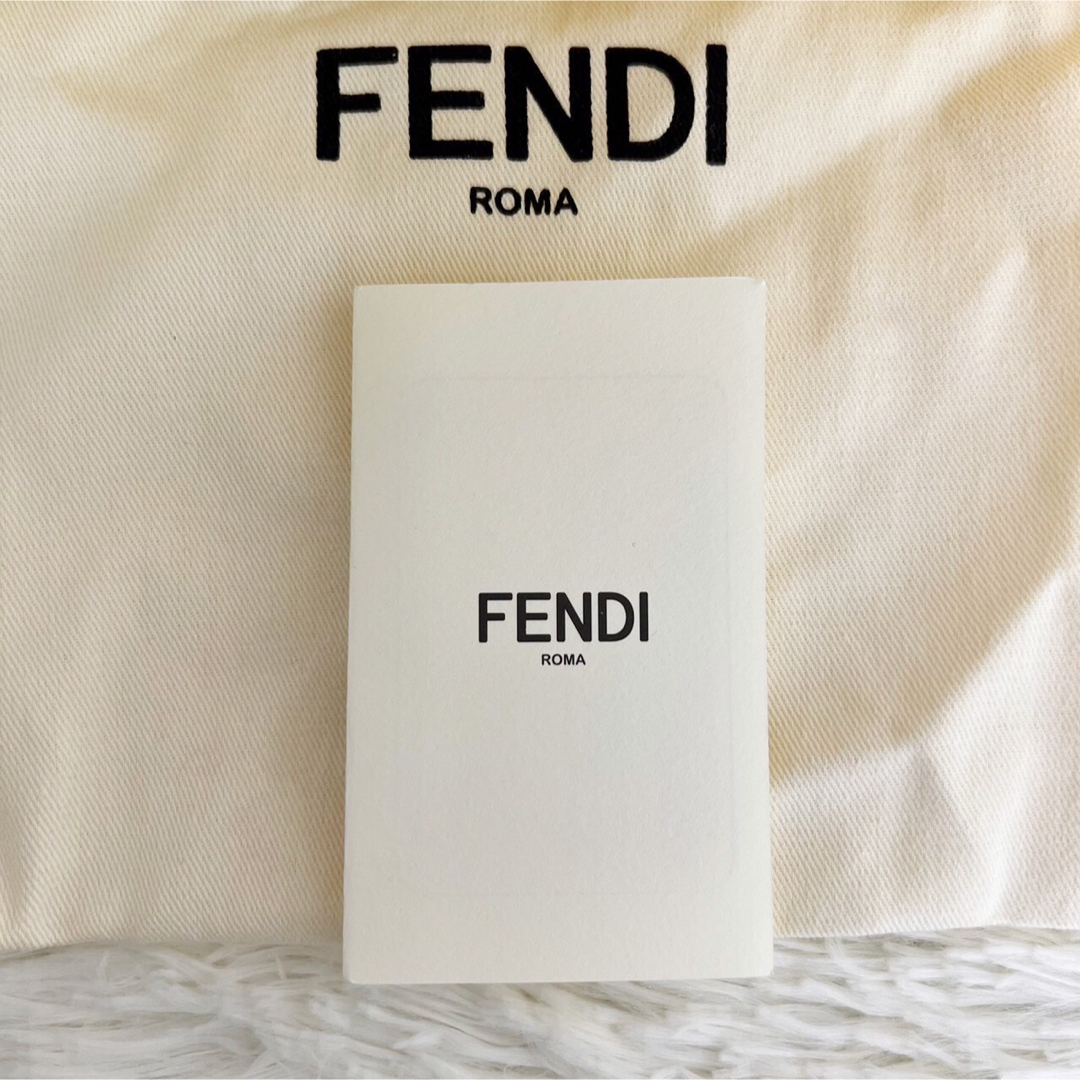 定価83160円♡美品♡箱♡保存袋♡説明書付♡FENDI フルーツ チャーム