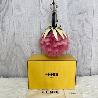 定価83160円♡美品♡箱♡保存袋♡説明書付♡FENDI フルーツ チャーム