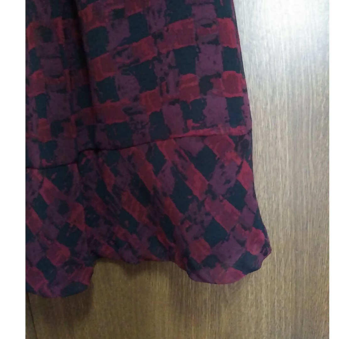 UNTITLED(アンタイトル)の美品☆UNTITLED　フレアスカート　膝丈 レディースのスカート(ひざ丈スカート)の商品写真