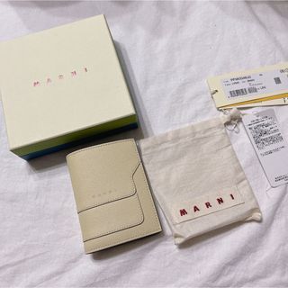 マルニ(Marni)のマルニ2つ折り財布　オフホワイト　新品未使用タグ箱あり(財布)