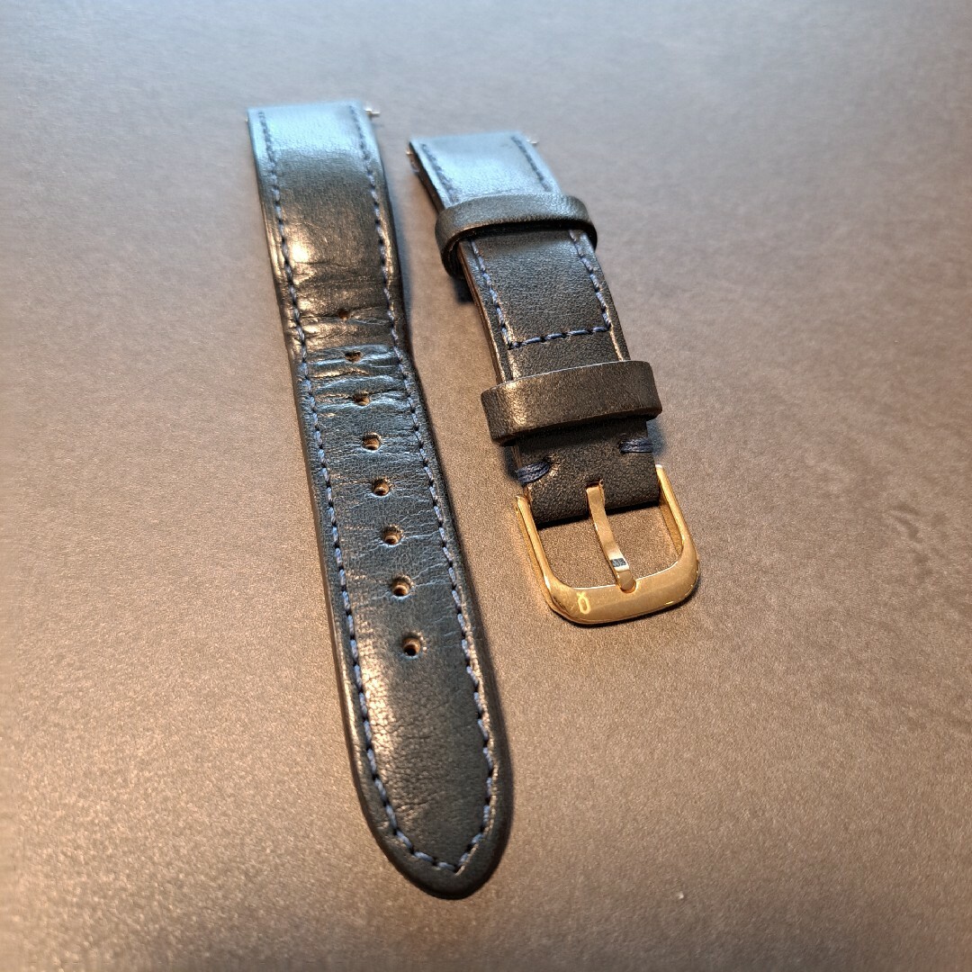 KNOT(ノット)のknot 栃木レザー　ストラップのみ　赤・紺セット レディースのファッション小物(腕時計)の商品写真
