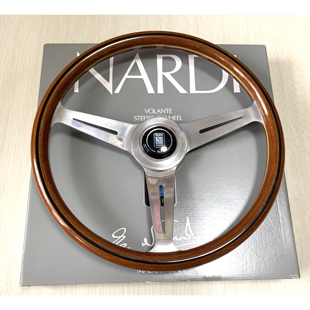 極美品【NARDI Classic】36.5Φ ウッドステアリング　ナルディ