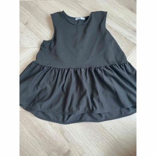 ザラ(ZARA)のZARA ブラックペプラムトップス(カットソー(半袖/袖なし))