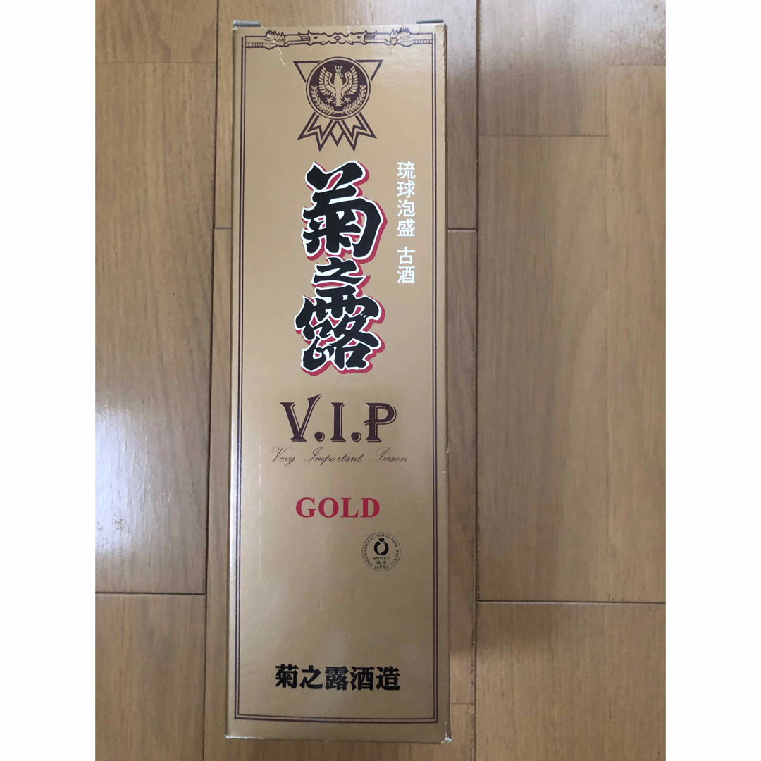 琉球泡盛古酒 菊之露 ゴールド　VIP  720ml 食品/飲料/酒の酒(焼酎)の商品写真