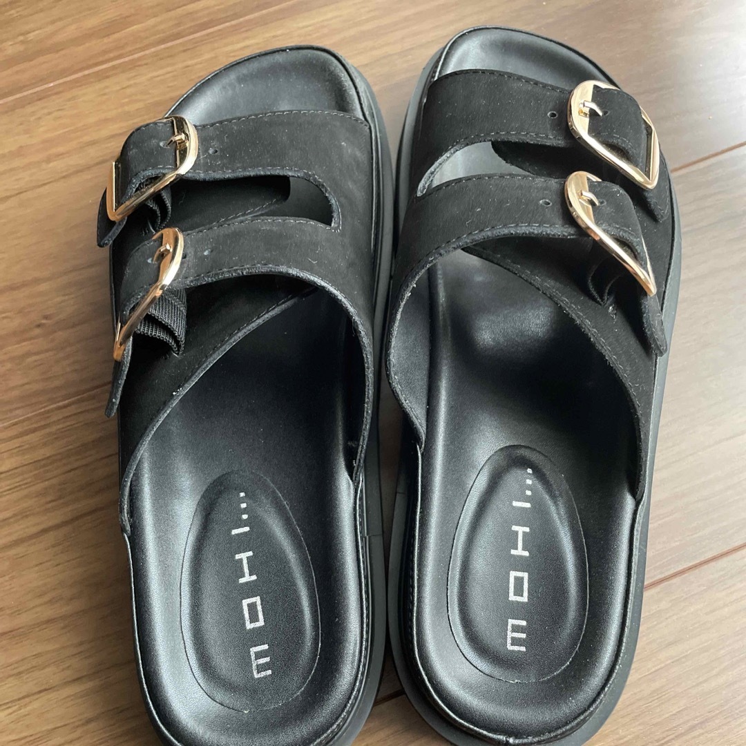 MOHI モヒ　GOLD BUCKLE SANDAL