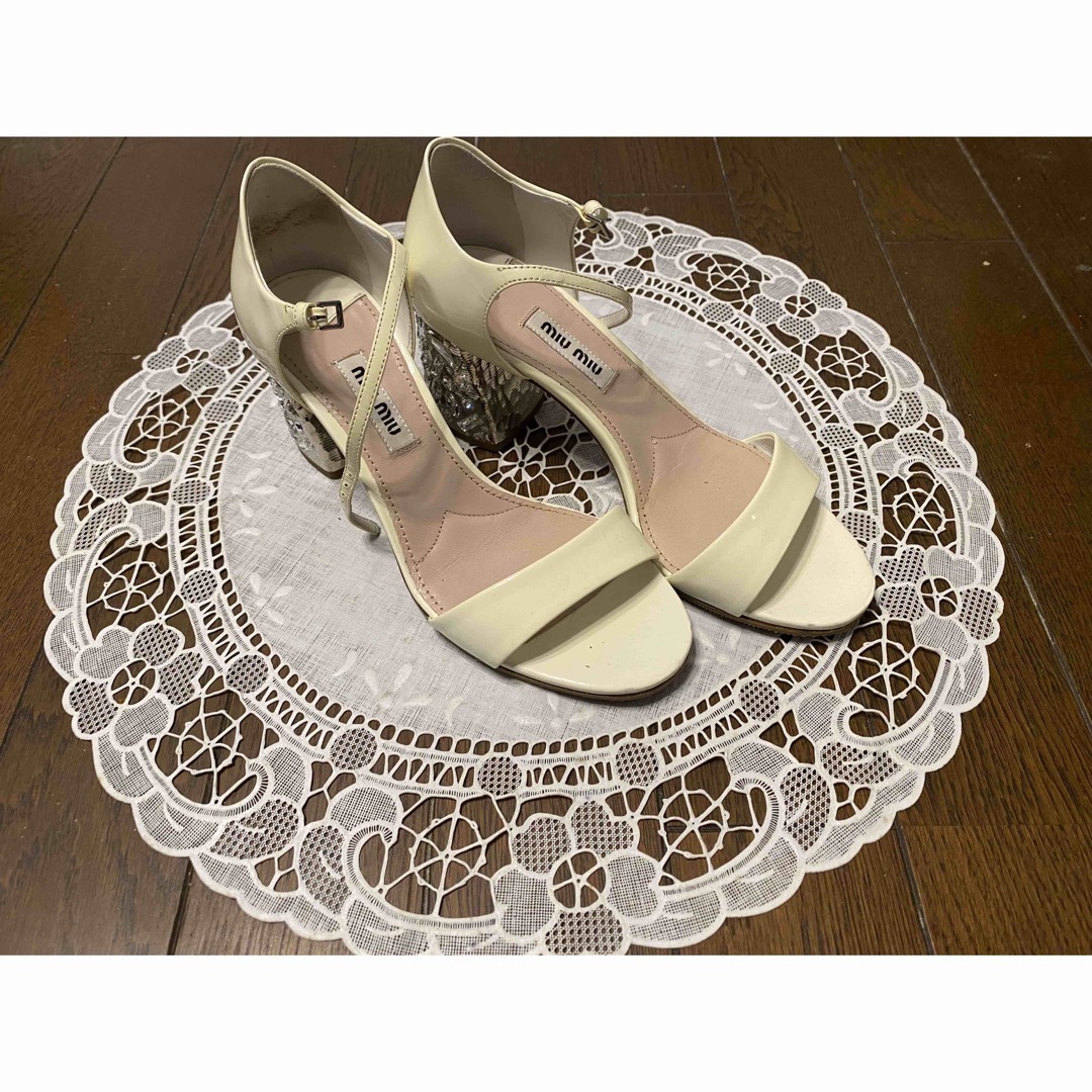 miumiu ヒールビジューサンダル | フリマアプリ ラクマ