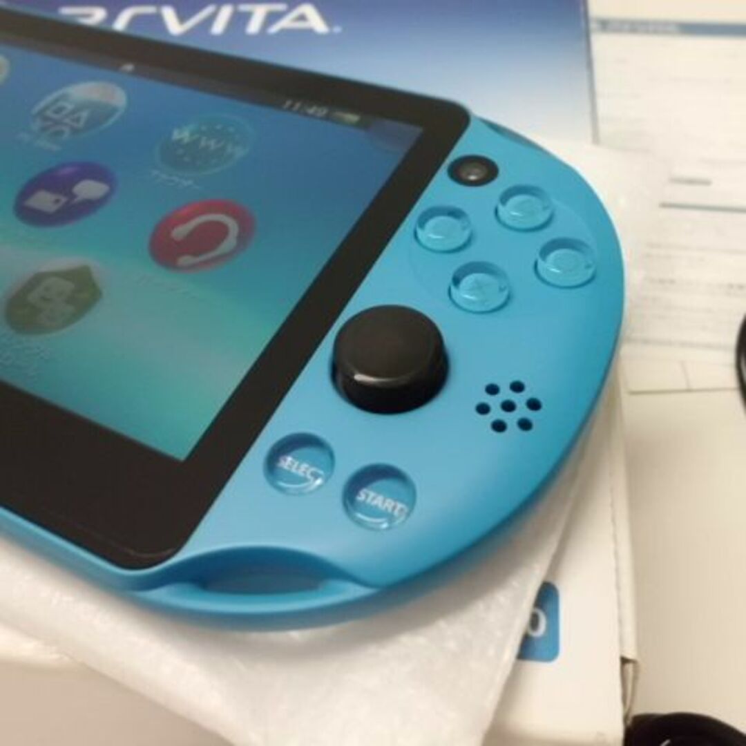 PlayStation Vita(プレイステーションヴィータ)のPSVITA PCH-2000 Aqua Blue エンタメ/ホビーのゲームソフト/ゲーム機本体(携帯用ゲーム機本体)の商品写真