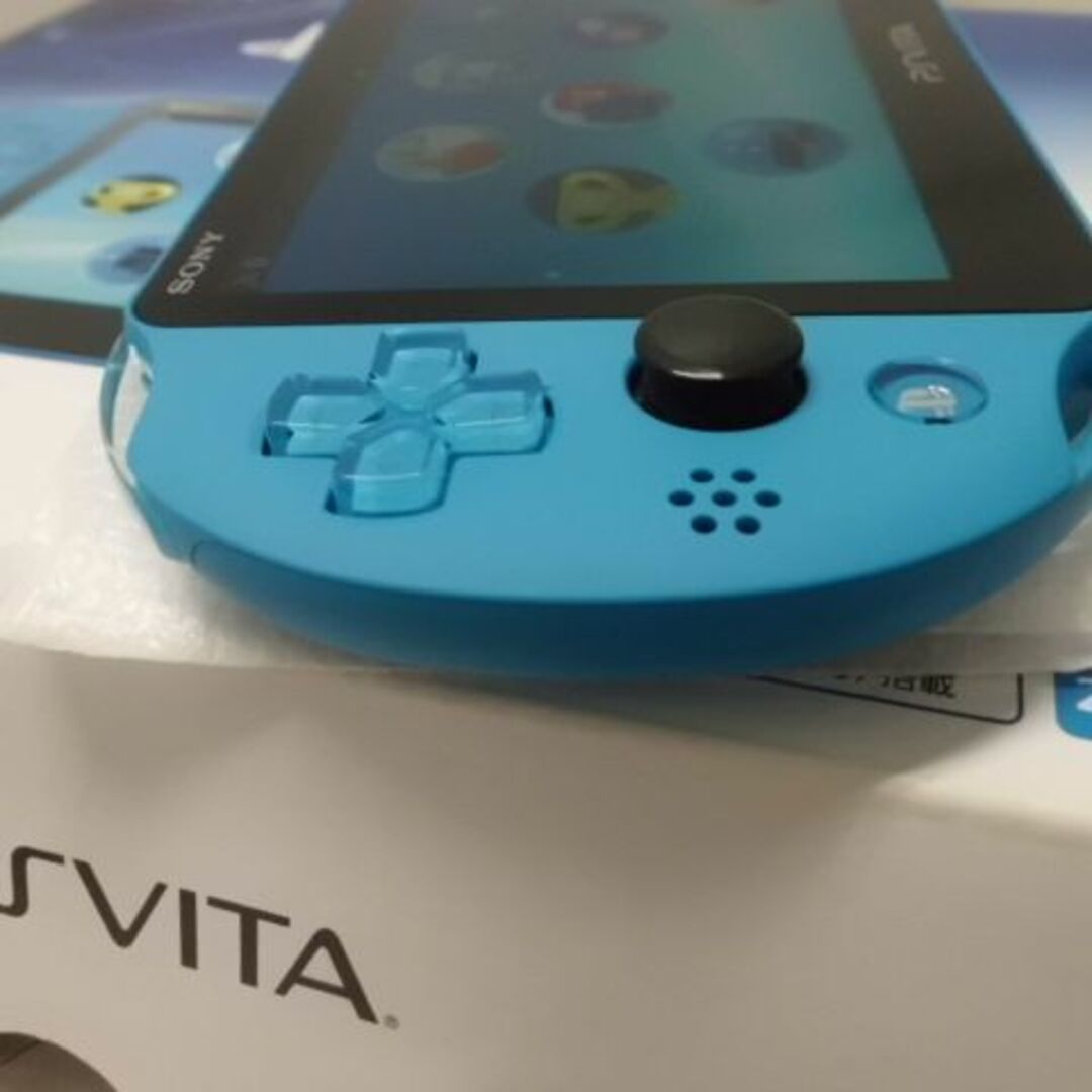 PlayStation Vita(プレイステーションヴィータ)のPSVITA PCH-2000 Aqua Blue エンタメ/ホビーのゲームソフト/ゲーム機本体(携帯用ゲーム機本体)の商品写真