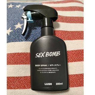 ラッシュ(LUSH)のSEX BOMB（セクシー・ダイナマイト）ボディスプレー(その他)