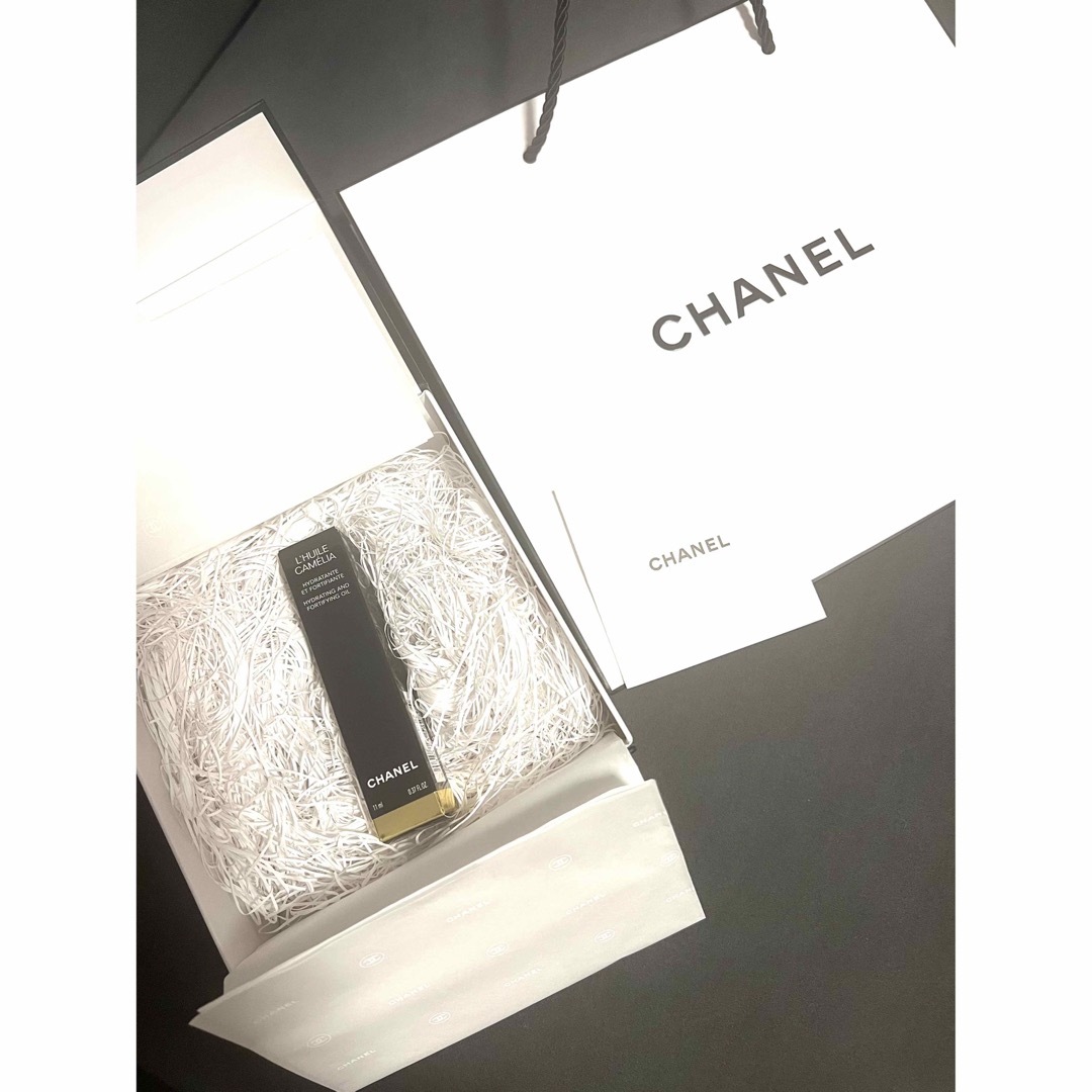 CHANEL(シャネル)の【新品・未使用】シャネル　ユイル ア オングル　ネイルオイル コスメ/美容のネイル(ネイル用品)の商品写真