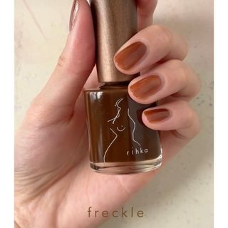 コスメキッチン(Cosme Kitchen)のrihka  リーカネイルポリッシュ　freckle(マニキュア)