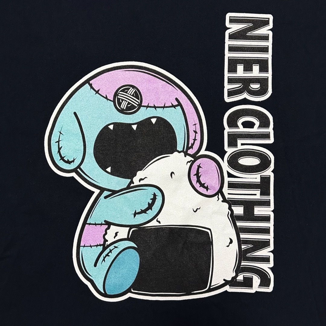 NieR ニーア おにぎり ONE君 ロンT 長袖 Tシャツ ネイビー プリント メンズのトップス(Tシャツ/カットソー(七分/長袖))の商品写真