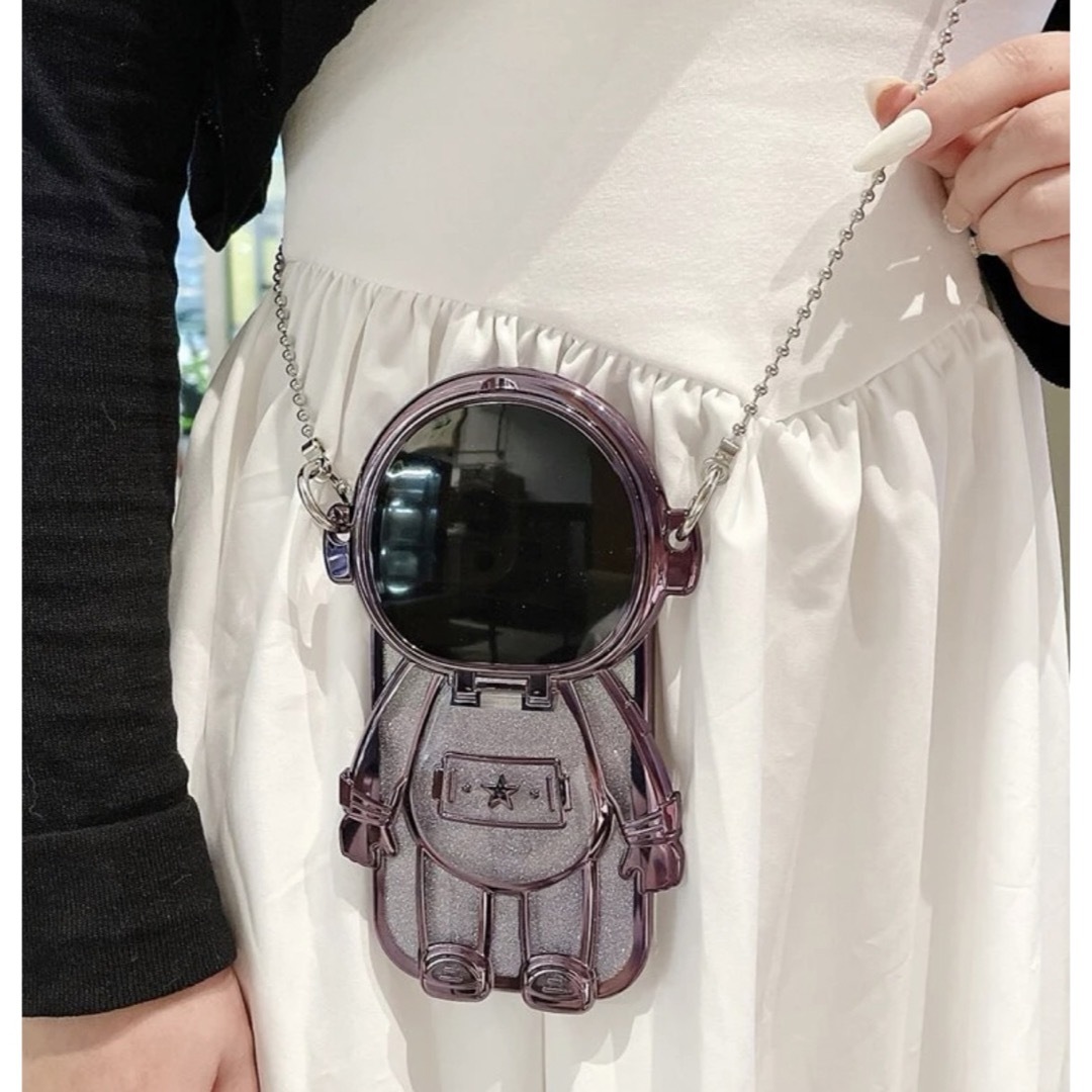 iPhone12Pro スマホケース 宇宙飛行士 チェーン付き 鏡 ミラー 韓国 スマホ/家電/カメラのスマホアクセサリー(iPhoneケース)の商品写真