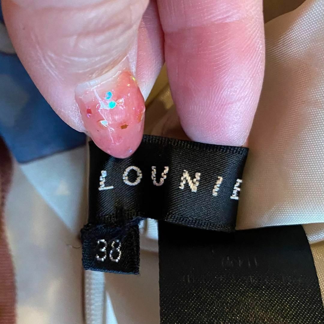 LOUNIE(ルーニィ)のLOUNIE(ローニィ)スカート ホワイト 花柄 ブルーブラウン レディース♡ レディースのスカート(ひざ丈スカート)の商品写真