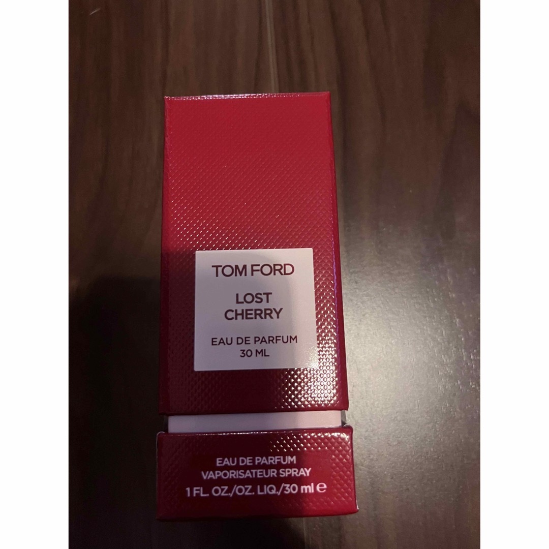 TOM FORD(トムフォード)の【国内正規品】トムフォード　ロストチェリー　30ml 10/31まで！ コスメ/美容の香水(ユニセックス)の商品写真