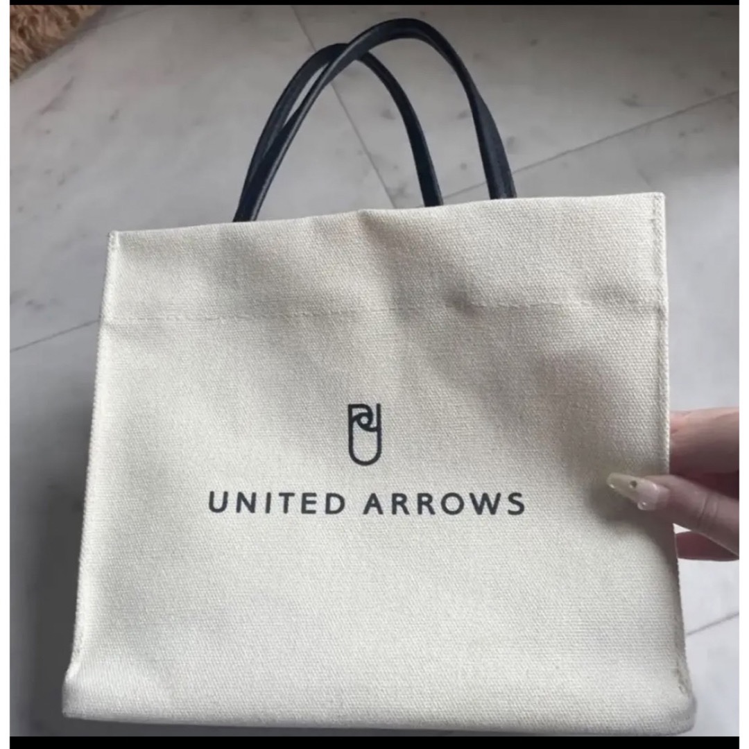 UNITED ARROWS(ユナイテッドアローズ)のunited arrows ロゴトートバッグ　S レディースのバッグ(トートバッグ)の商品写真