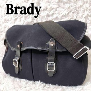 Brady　定番　人気　黒　ショルダーバッグ アリエルトラウト ラージ　A4収納