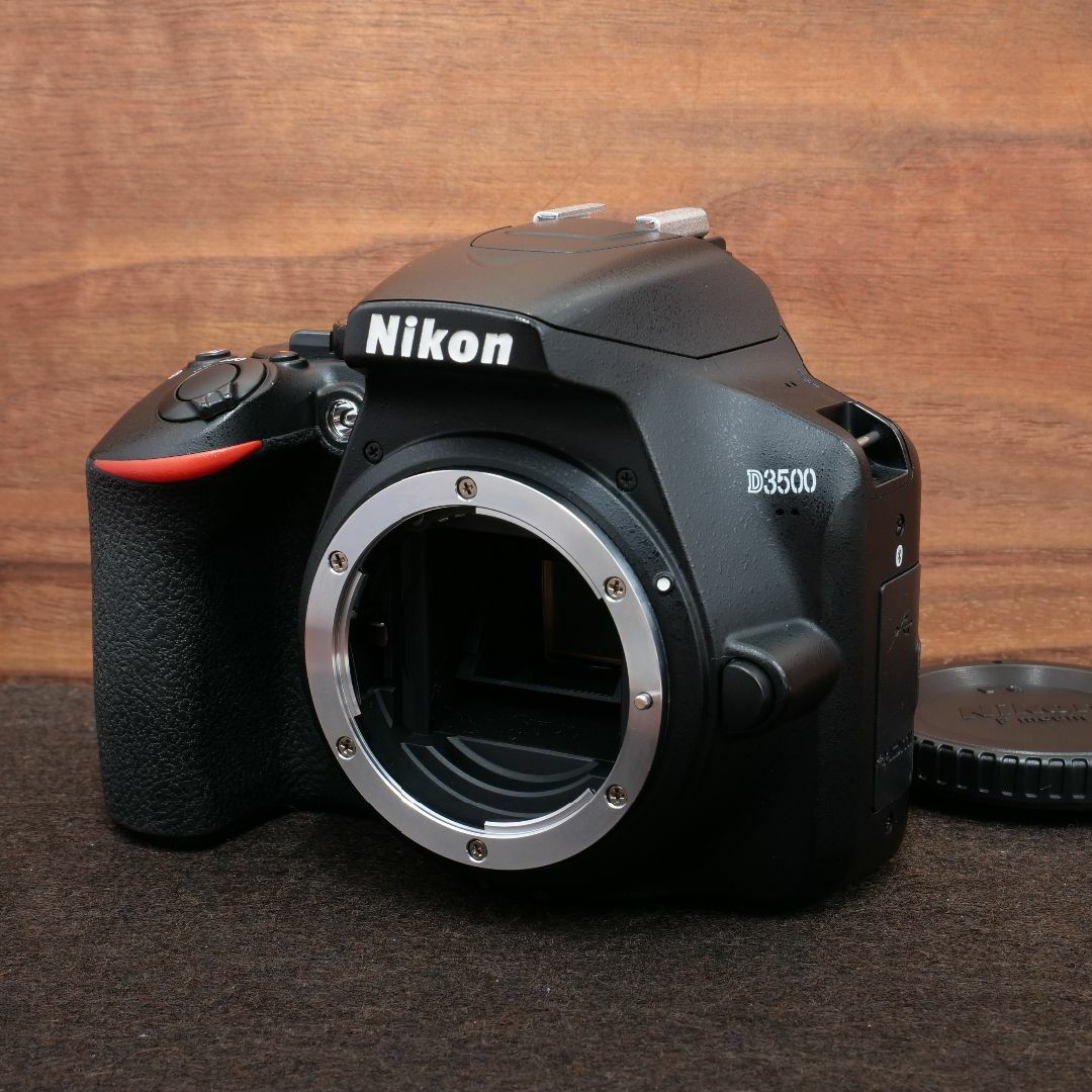 ●ニコン(Nikon)　D3500 ボディ
