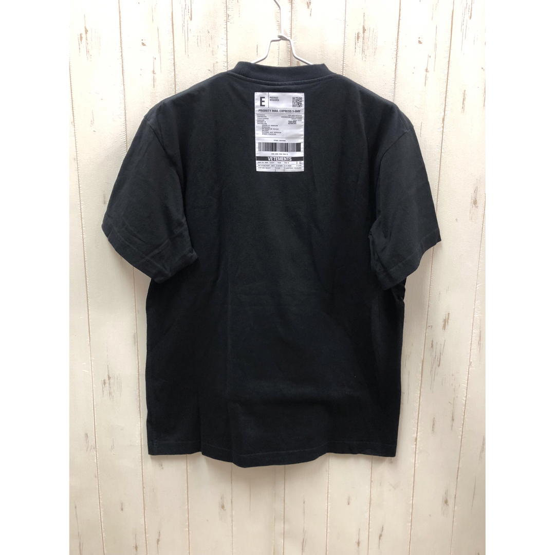 VETEMENTS ヴェトモン ロゴTシャツ 黒 バーコードパッチ